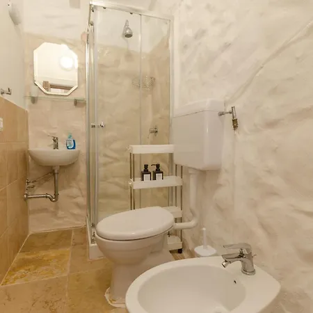 Pagliaio Tipico Nello Junno Ferienhaus